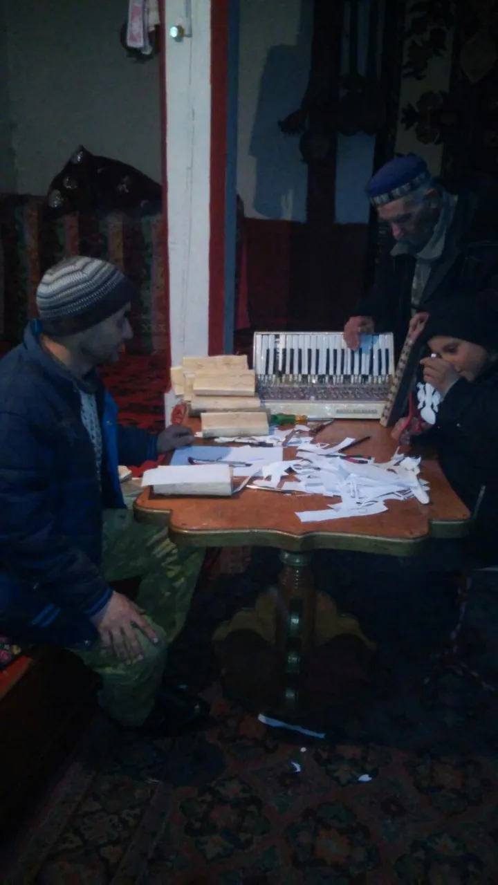 Making traditional musical instruments