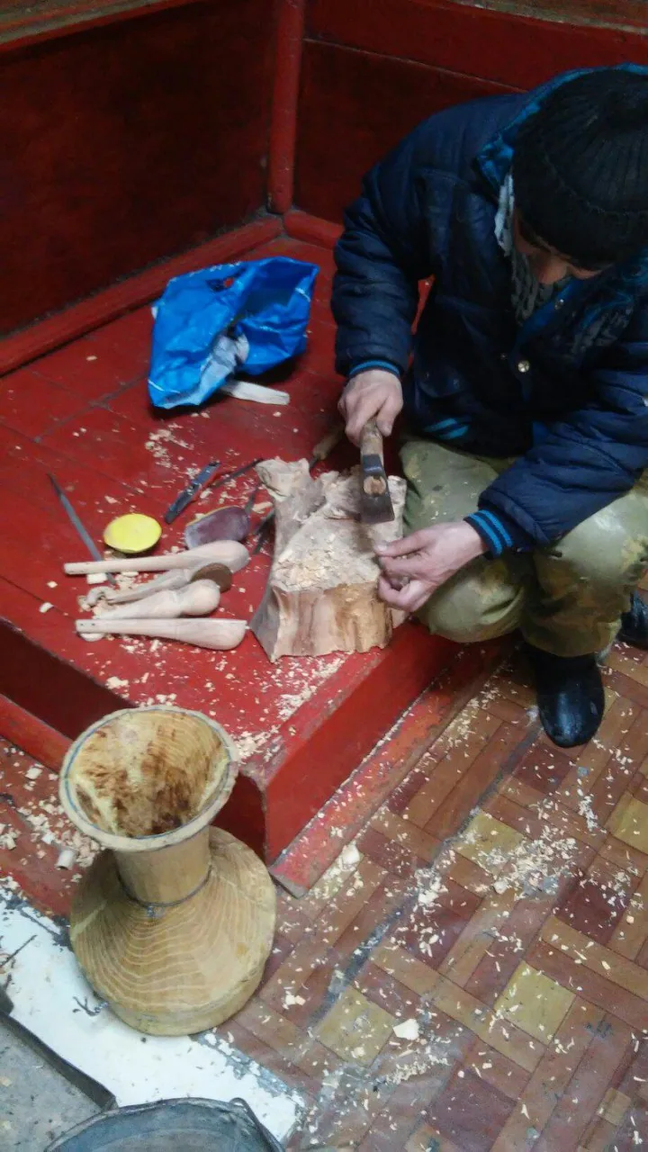 Making traditional musical instruments