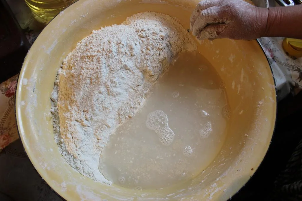 Preparing kulcha dough