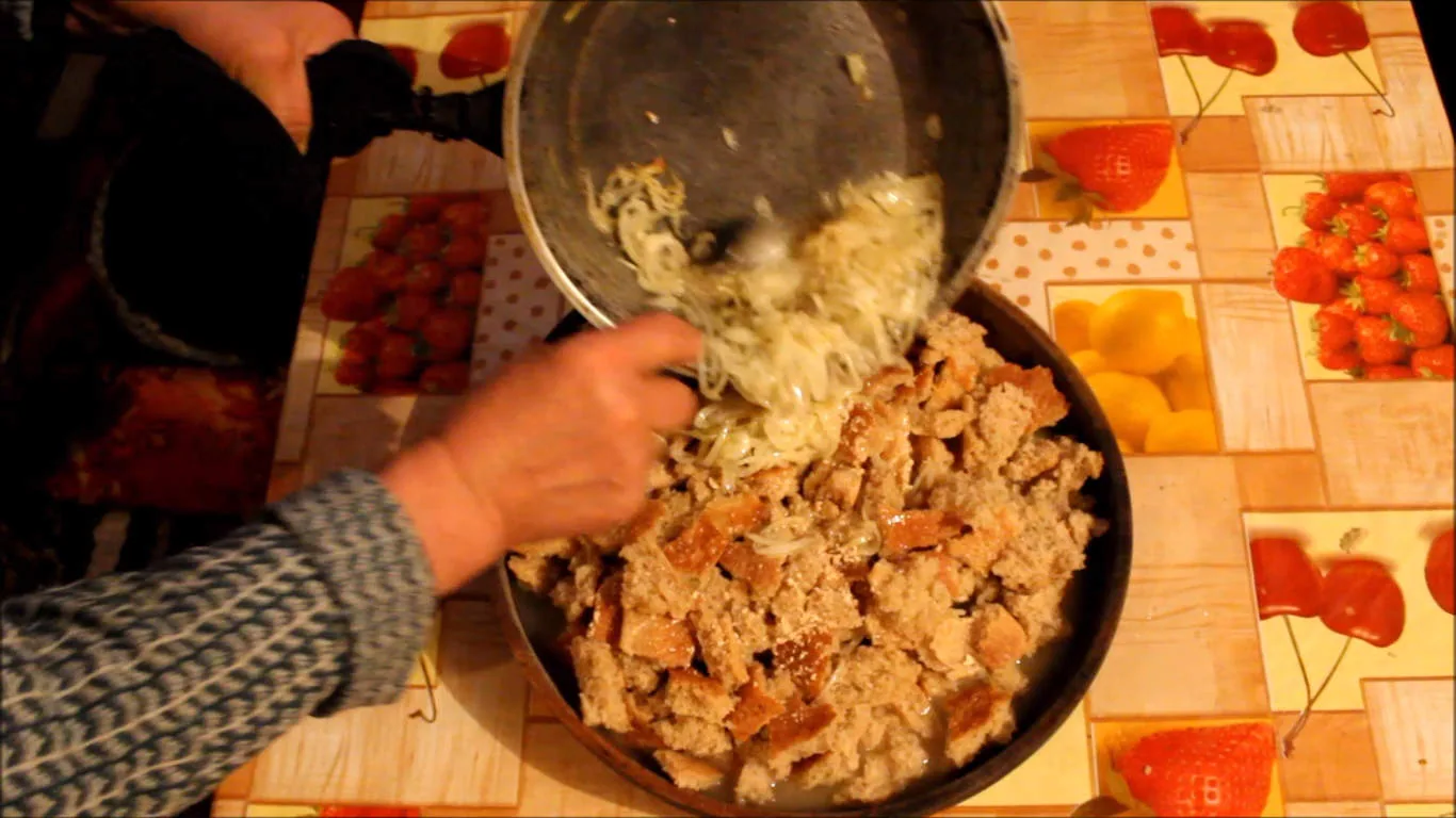 Qurutob with roasted onion